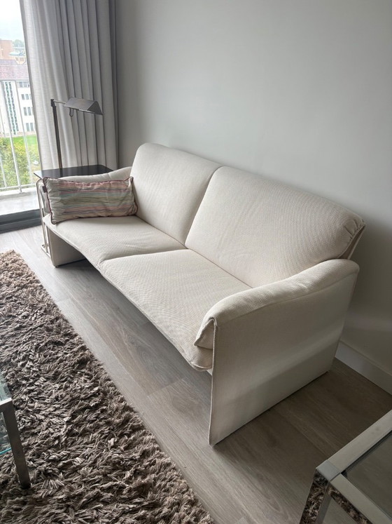 2 Leolux bora bankjes, 2 zitsbanken, Textiel, Beige (foto 5 van 8)