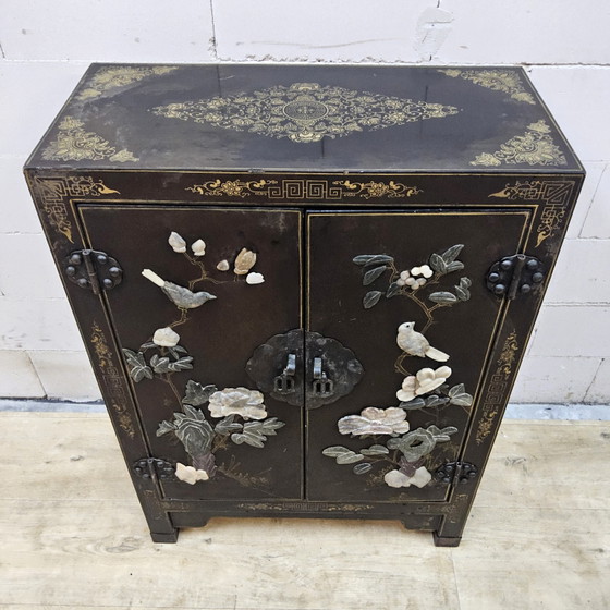 Vintage Chinees Lak Kastje Speksteen, Parelmoer / Vogels En Bloemen / Bohemian Kastje – Opbergkast, Wood (photo 5 of 15)