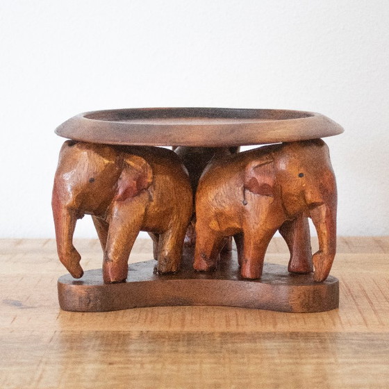 Image 1 of Pflanzenständer in Elefantenform aus Holz