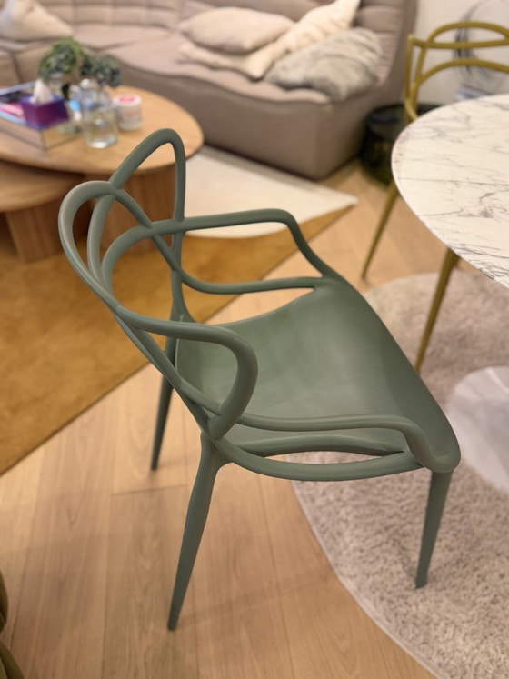 4 x Sedie Kartell Masters (2 x Salvia, 2 x Senape) – Sedie da pranzo, Plastica (photo 6 of 9)