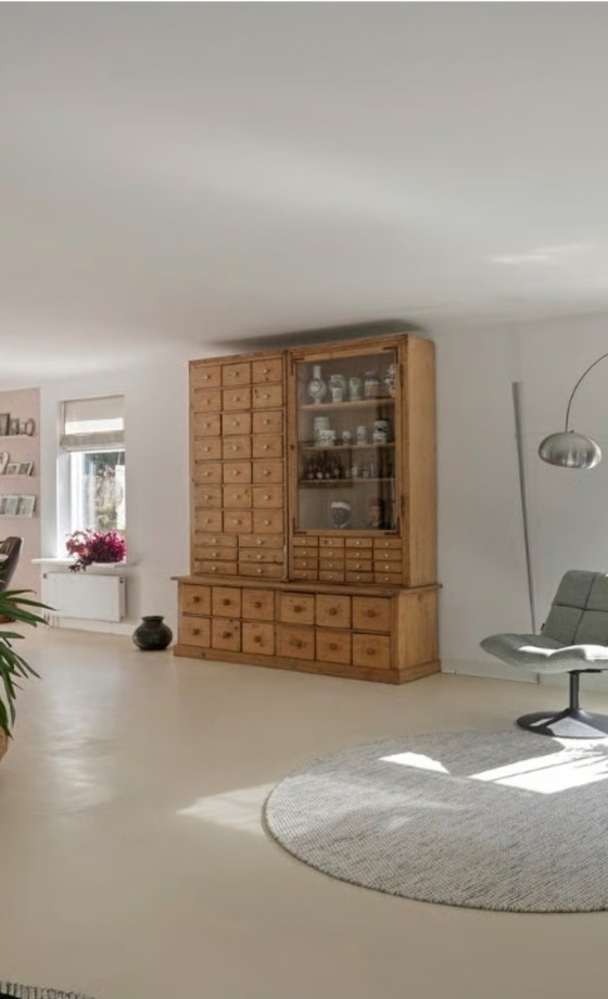 Image 1 of Antico mobile da farmacia della Germania dell'Est