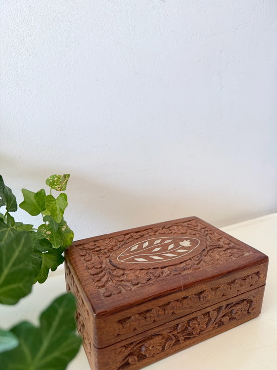 Caja de madera para recuerdos con incrustaciones de hueso – Objetos decorativos, Wood, Vintage (photo 2 of 6)