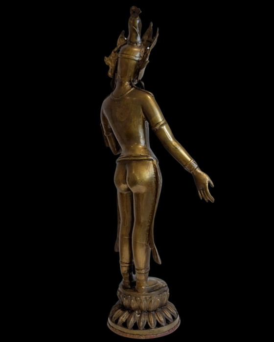 Set of two Chinese bronze foo dogs – lot 101 – Oliver, Paintings & Drawings, Canvas, Cotton, Aziatisch (photo 32 of 310)