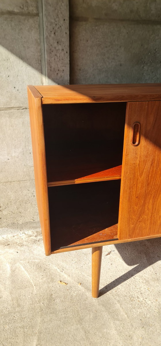 Dansk teak sideboard with conical (spindle) legs – Wood (photo 5 of 5)