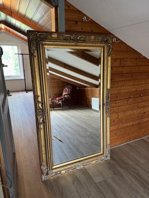 Grote gouden antieke spiegel 