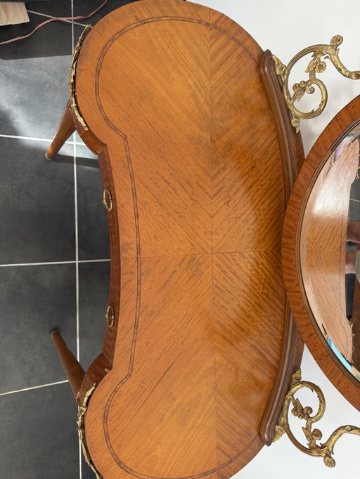 Magnífico tocador antiguo, firmado