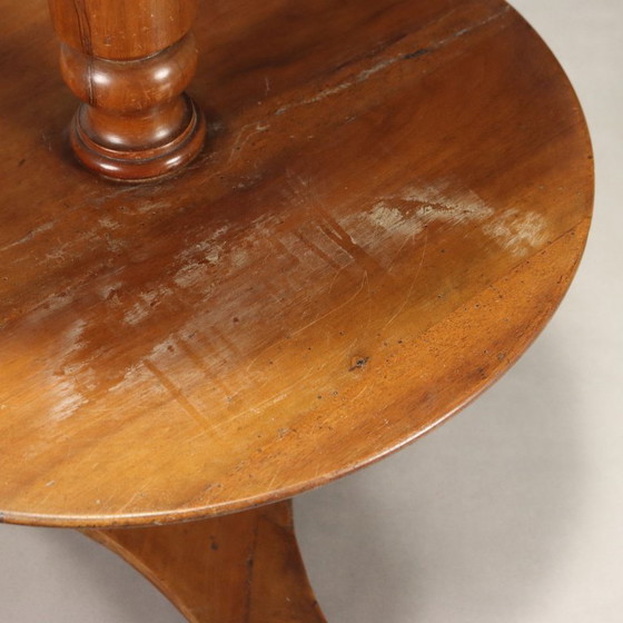 Image 1 of Etagere in noce