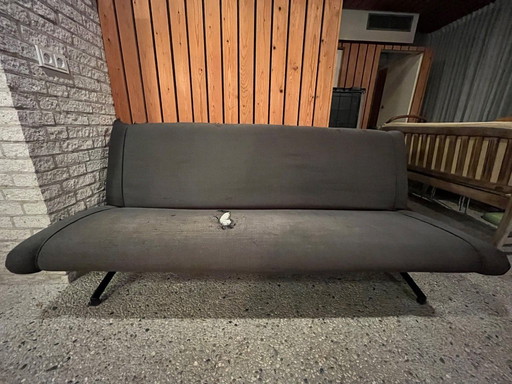 Divano vintage 'D70' di Osvaldo Borsani per Tecno