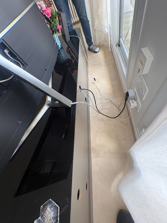 Mobili TV laccati neri con piano in vetro, Roche Bobois, Legno, Nero, Modern (foto 6 di 9)