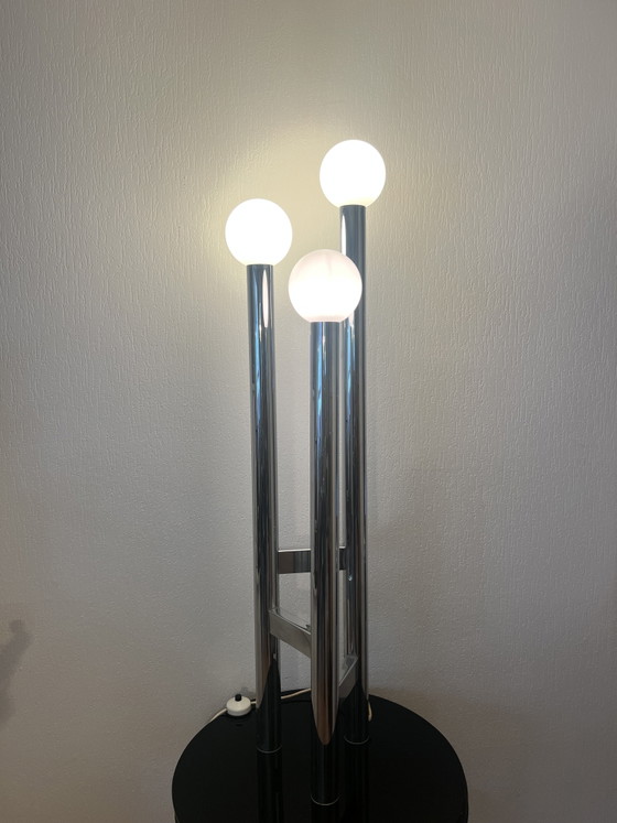 Duitse vintage vloerlamp in Space Age-stijl, gemaakt van glas en metaal, jaren 70. – spaceage, Vloerlampen (photo 6 of 12)