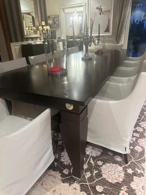 Salle à manger de luxe au design italien signée Giorgetti x Leon Krier – ensemble complet