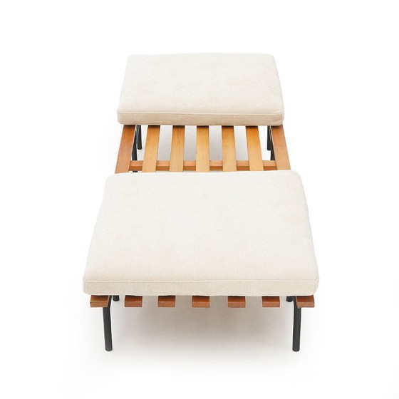 Image 1 of Panca con doghe in legno e cuscini, anni '60