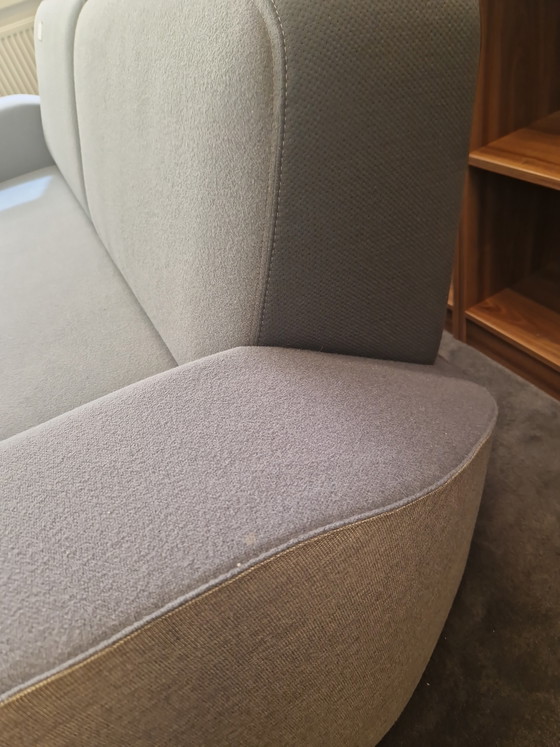 Image 1 of Sofá Montis de tela azul grisáceo