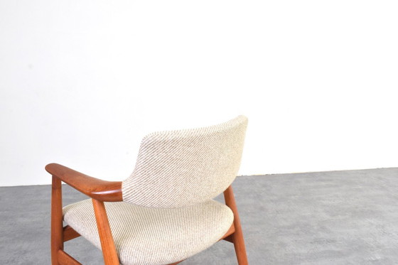 Image 1 of Midden-eeuwse Deense teakhouten stoel van Svend Åge Eriksen voor Glostrup, jaren 60.