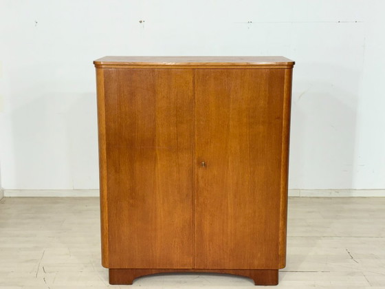 Image 1 of Prachtige vintage linnenkast / kledingkast uit het midden van de vorige eeuw / kast uit de jaren 60