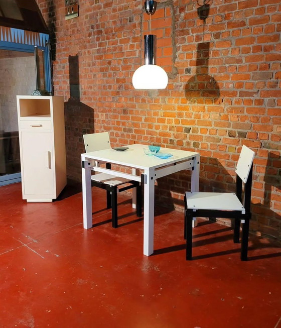 Image 1 of Table et chaises militaires par Gerrit T. Rietveld
