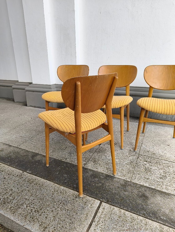 Image 1 of Juego de 4 sillas de comedor suecas