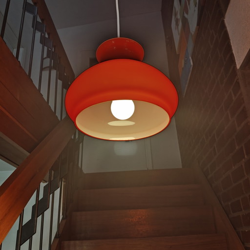Vintage hanglamp uit de jaren 70 van rood opaalglas | Opnieuw bedraad | Space Age
