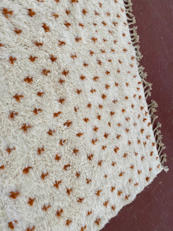 Tapis Beni Ouarain Authentique 3.3x2.3M Laine Écrue Motifs Terracotta – Coton, Scandinavian (photo 8 of 14)