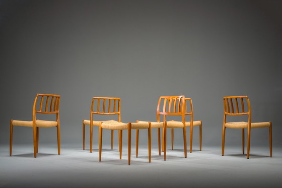 Image 1 of  Model 83 Esszimmerstühle aus Teakholz von Niels Otto Møller für J.L. Møllers, 1960er Jahre, 6-teilig