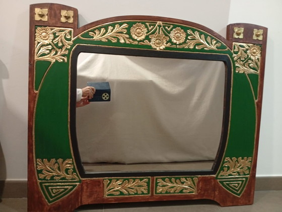 Image 1 of Spectaculaire en ongewone originele pre-art-decospiegel, gepolychromeerd en gedeeltelijk verguld met gesso