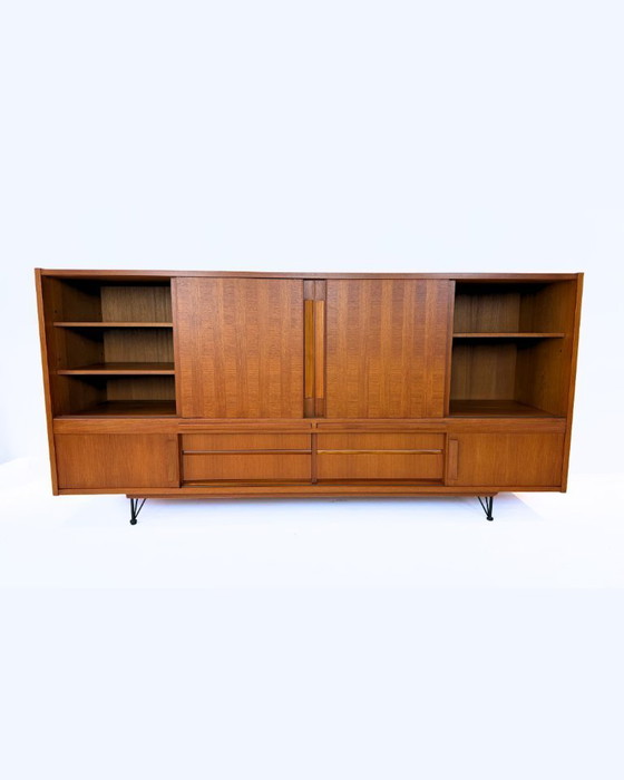 Image 1 of Deense vintage teakhouten dressoir uit de jaren 60 — Professioneel gerestaureerd