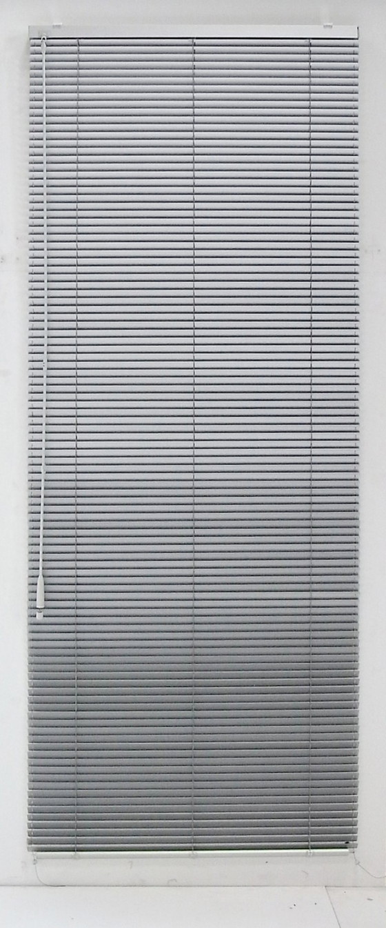 Horizontal blinds Silent Gliss Mod. 8110, original packaging, 3 pieces available – Room screens, Aluminium (photo 4 of 17)