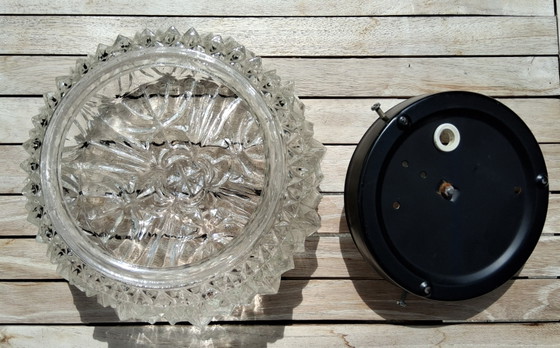 Image 1 of Plafonnier vintage J. années 60/70 en cristal épais, motif géométrique en losanges