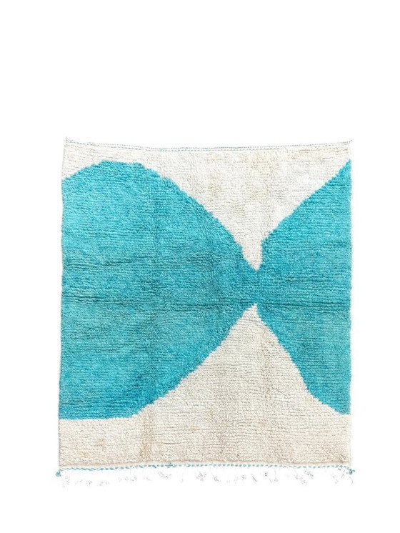 Image 1 of Modern Moroccan Blue and White Rug 180x230 cm – Handmade in Morocco – Berber Carpet - Moroccan Wool Rug