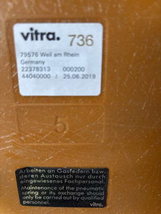 Image 1 of 4x vitra eames donker oker