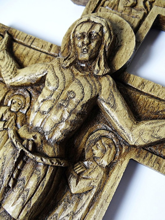 Croix de San Damiano vintage en bois sculpté, art religieux franciscain – Décorations murales, Wood (photo 9 of 12)