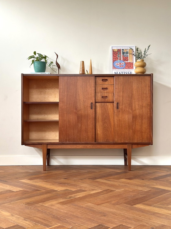 Mobile pensile vintage in stile danese con cassetti in teak, anni '50/'60/'70. – Credenze alte, Wood (photo 9 of 15)