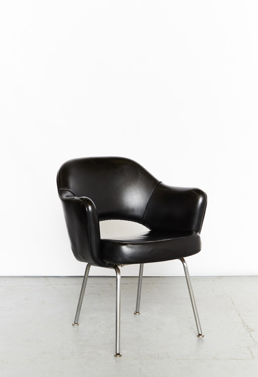 No.71 Chaise de conférence par Eero Saarinen pour Knoll International