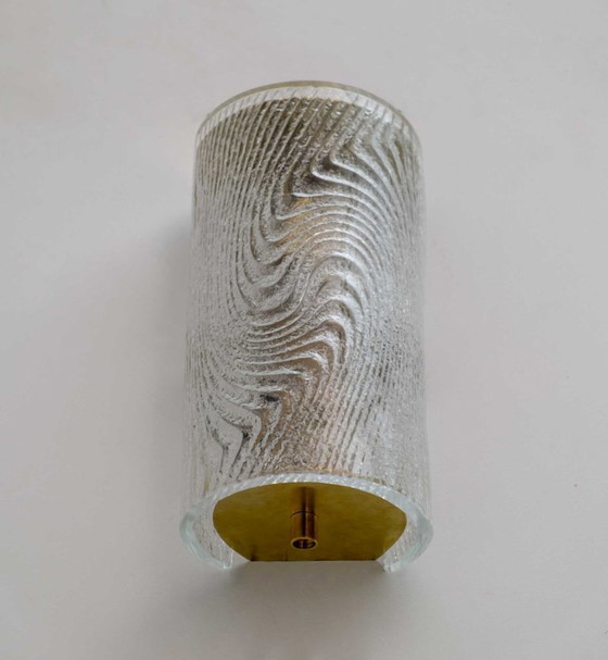 Image 1 of Paire d'appliques murales italiennes modernes en verre de Murano et laiton "Corteccia", années 80