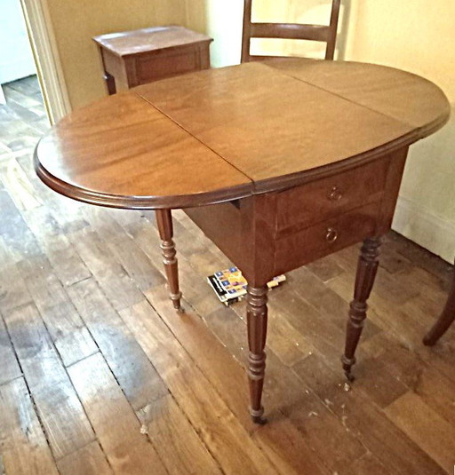 Mahoniehouten tafeltje 90,6 x 58,8cm