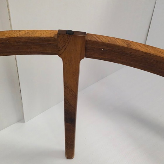 Image 1 of BELANGRIJKE VINTAGE SCANDINAVISCHE SALONTAFEL JAREN 60, TEAK & PALISSANDERHOUT, DIAMETER 110 CM