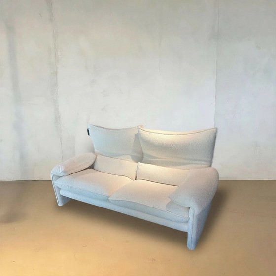 Image 1 of Cassina Maralunga