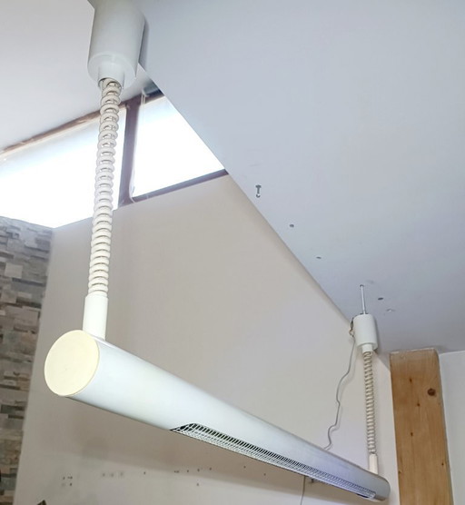 Duo de lampes industrielles suspendues par Massive 1980s