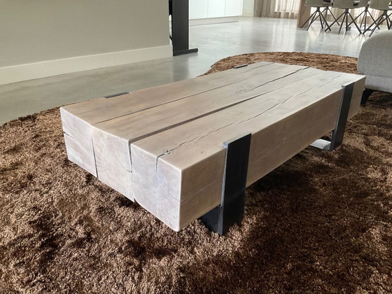 Image 1 of Robust oak coffee table