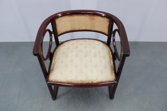 Image 1 of Josef Hoffmann Variatie van Art Nouveau "Fledermaus" Fauteuil door Fischel