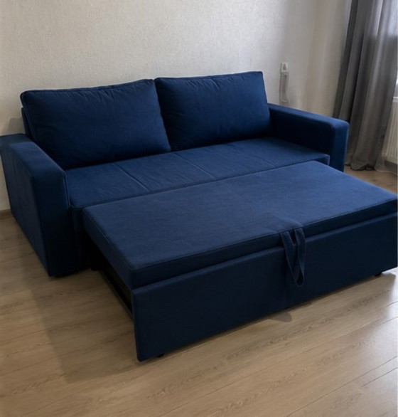Un canapé bleu à vendre. Presque neuf! – Philips, Canapés convertibles, Metal, Textile (photo 2 of 5)