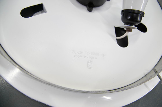 Image 1 of Grote Bauhaus chromen wand- of inbouwlamp, jaren 1940