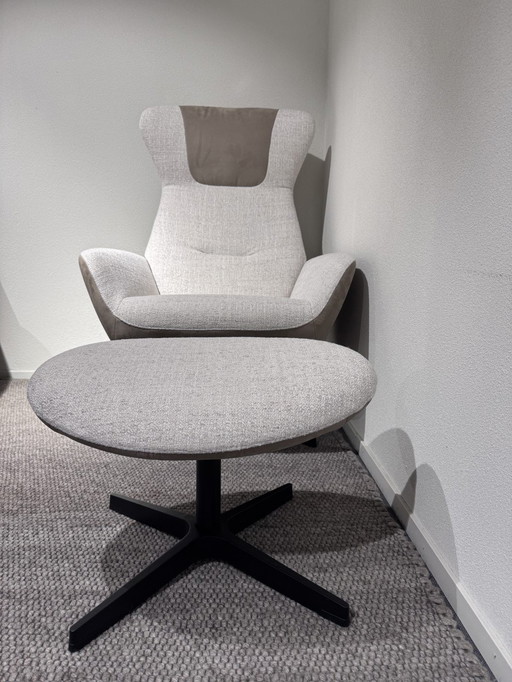 Poltrona Montel Yani con pouf