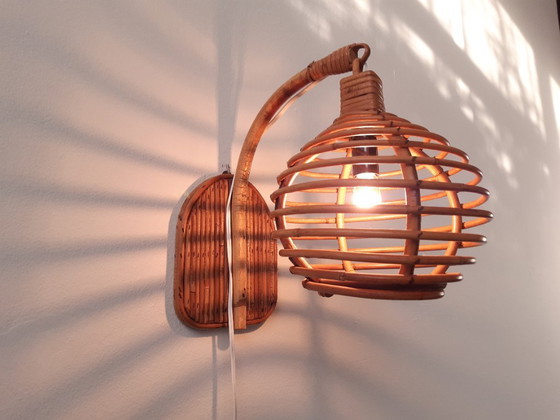 Image 1 of Prachtige vintage rotan wandlamp, mcm bedlampje rattan