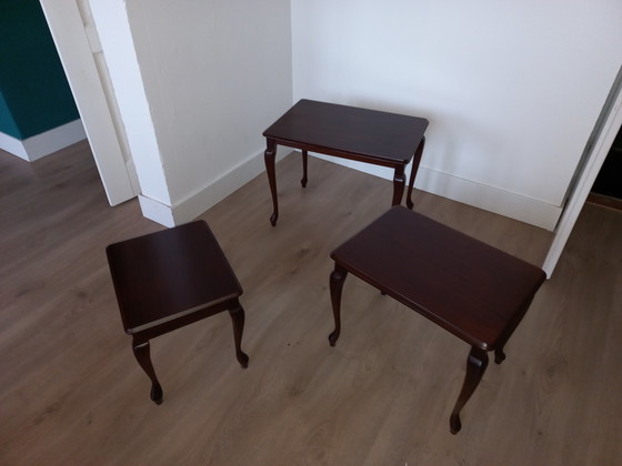 Image 1 of Nestbaar bijzet tafel