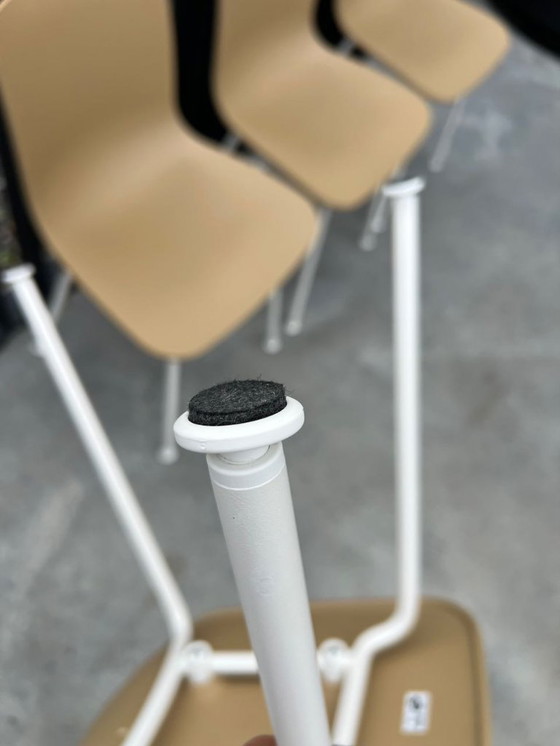 Image 1 of 4x Sillas de tubo Vitra