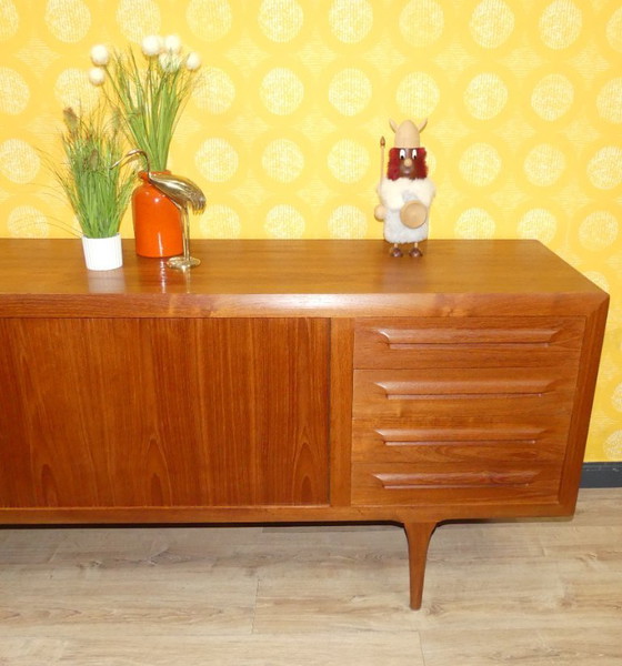 Image 1 of Credenza in teak di Ib Kofod-Larsen per Faarup Møbelfabrik Divisorio per ambienti indipendente del 1960 Porte a tamburo