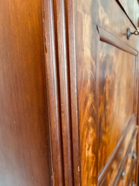 Image 1 of Escritorio antiguo de caoba