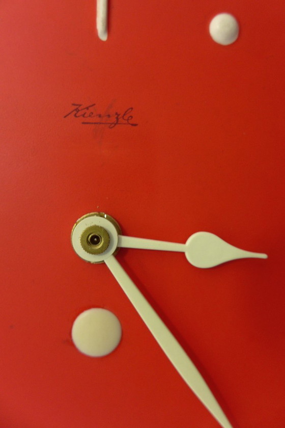 Image 1 of Vintage keukenklok, wandklok, Kienzle Duitsland, jaren 60/70, keramische klok in atoomtijdperkstijl