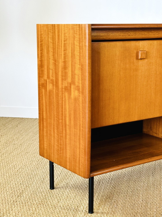 Image 1 of Hoge Scandinavische teakhouten dressoir, jaren 60
